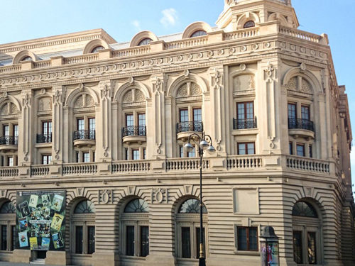 “Azdrama” maraqlı tamaşalarla çıxış edəcək